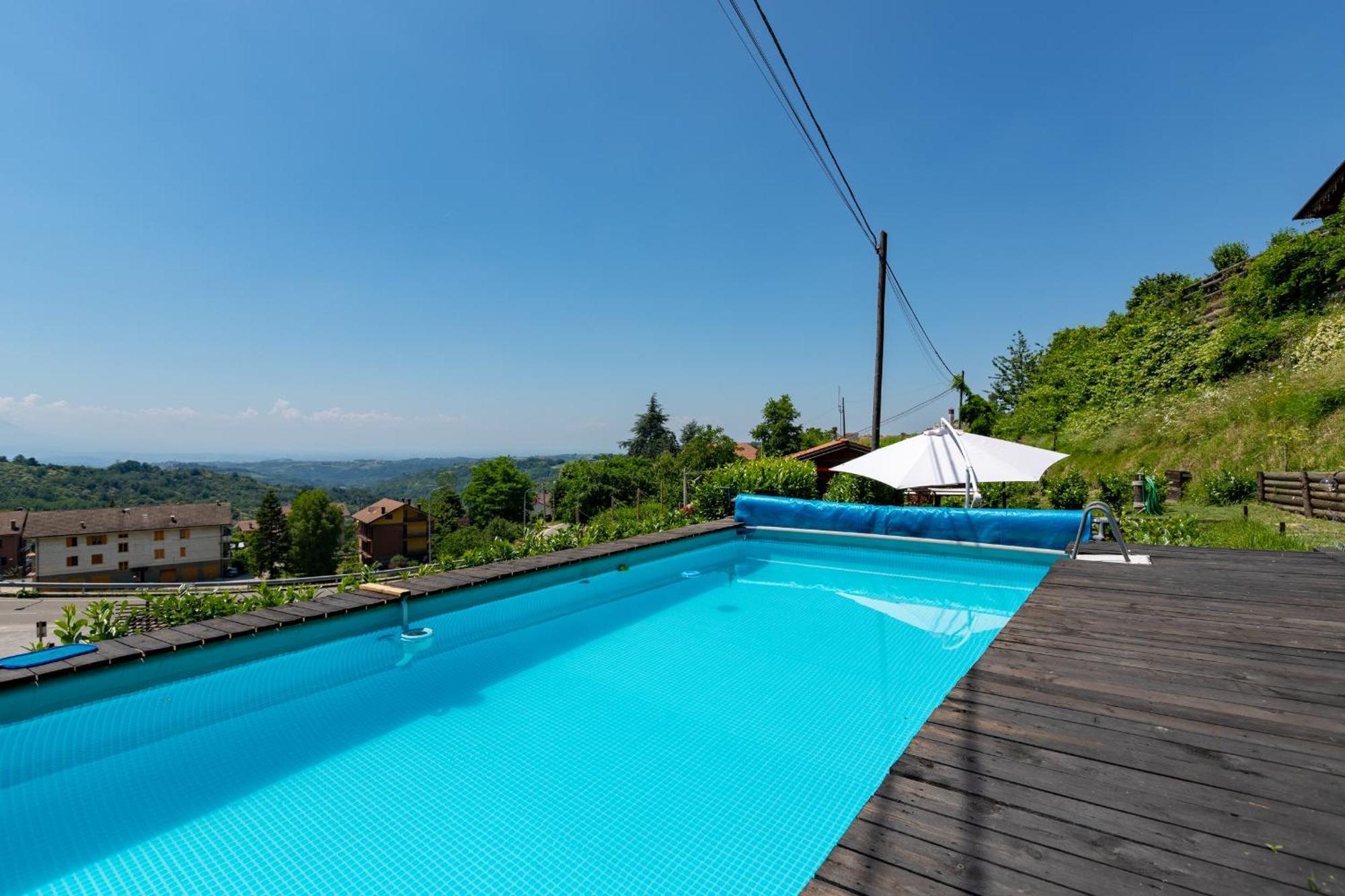 La Tana Dello Scoiattolo - Adults Only Bed and Breakfast Murazzano  Eksteriør billede