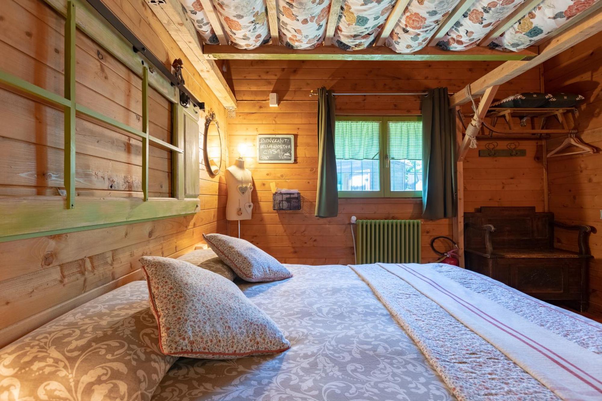 La Tana Dello Scoiattolo - Adults Only Bed and Breakfast Murazzano  Eksteriør billede