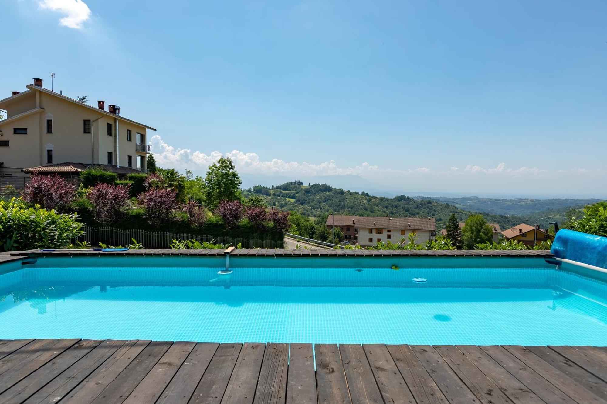 La Tana Dello Scoiattolo - Adults Only Bed and Breakfast Murazzano  Eksteriør billede