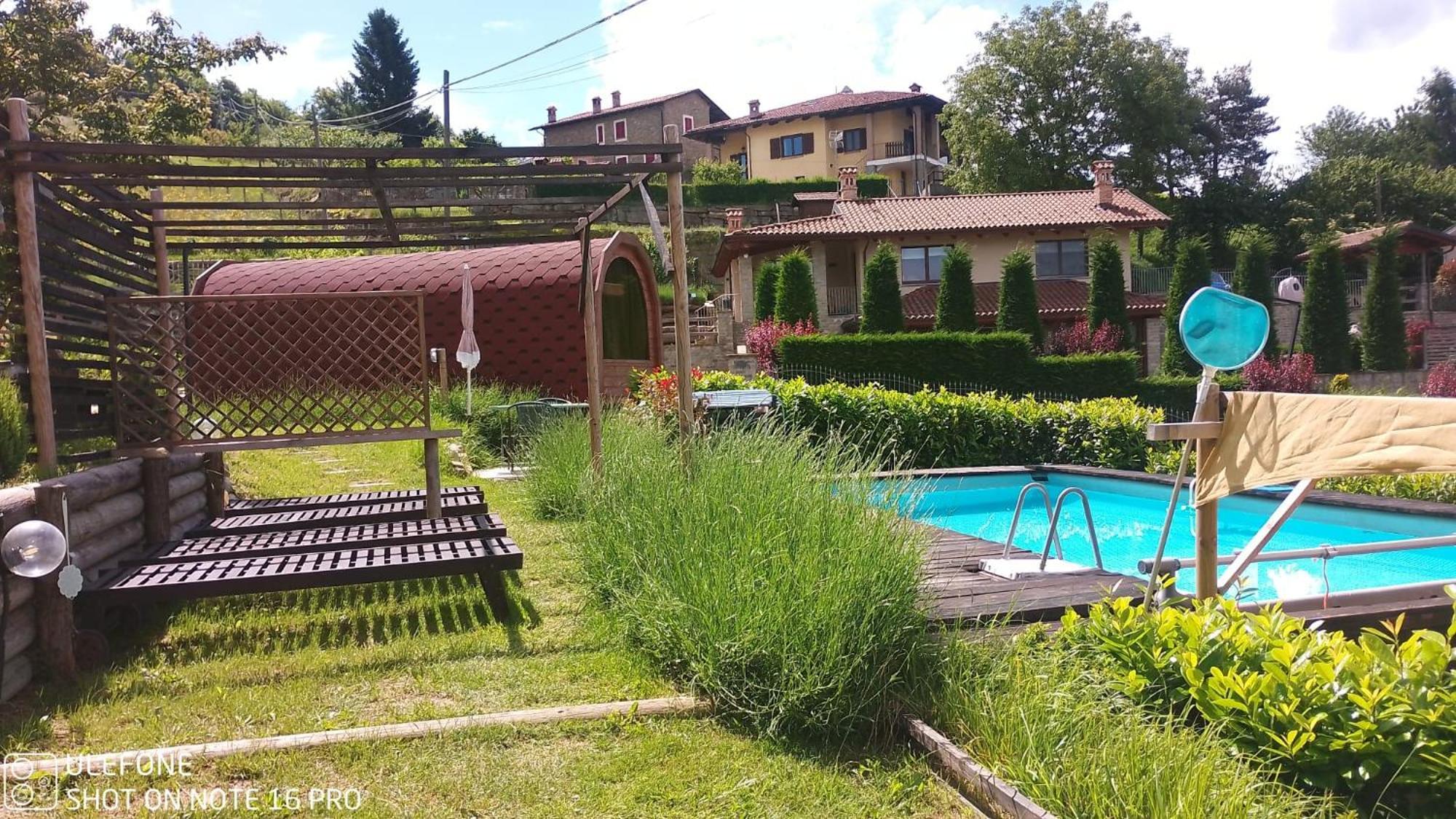 La Tana Dello Scoiattolo - Adults Only Bed and Breakfast Murazzano  Eksteriør billede